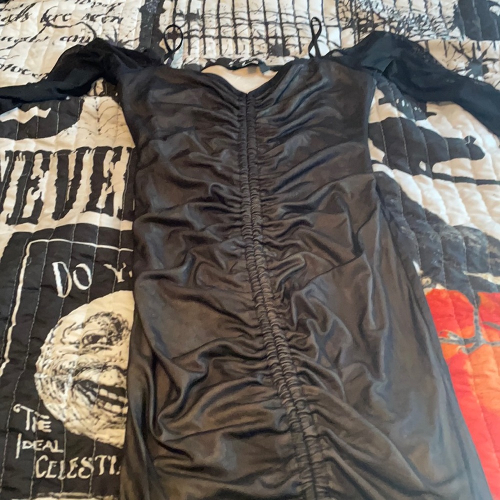 Lovesome from foxblood shirt black/hold dress medium